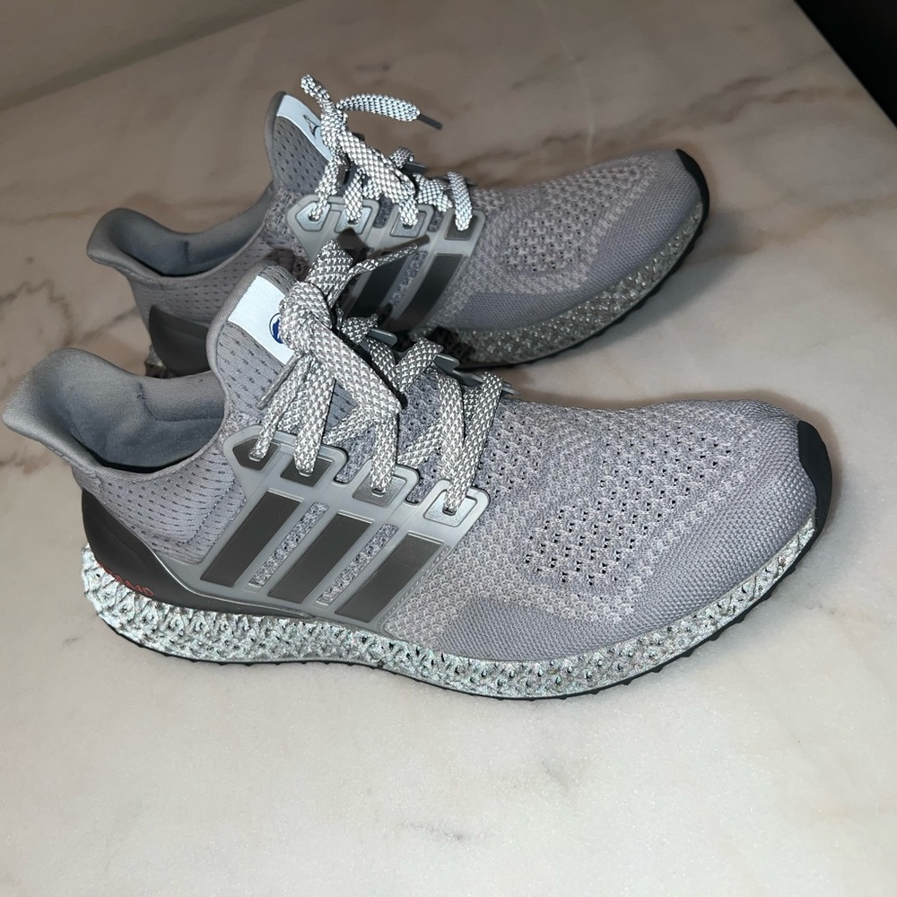 Adidas ultraboost nasa